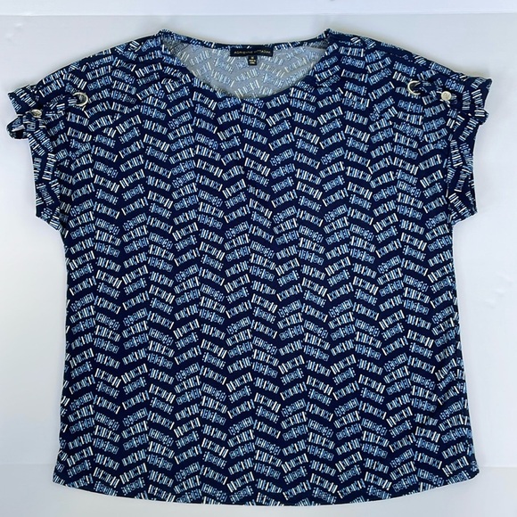 Adrienne Vittadini Medium Cap Sleeve Blouse - Picture 1 of 6